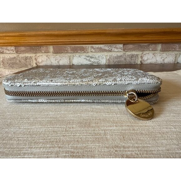 Deux Lux Silver Sequin Clutch Wallet Card Holder With Zip & Charm - Picture 3 of 16